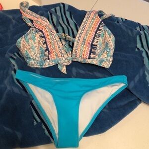 La Bianca two piece. Aqua. S6, nwot